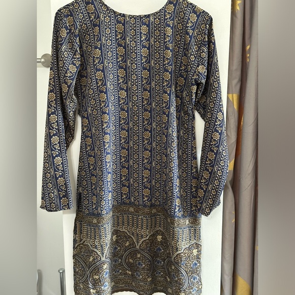 Traditional desi shirt - Picture 7 of 7